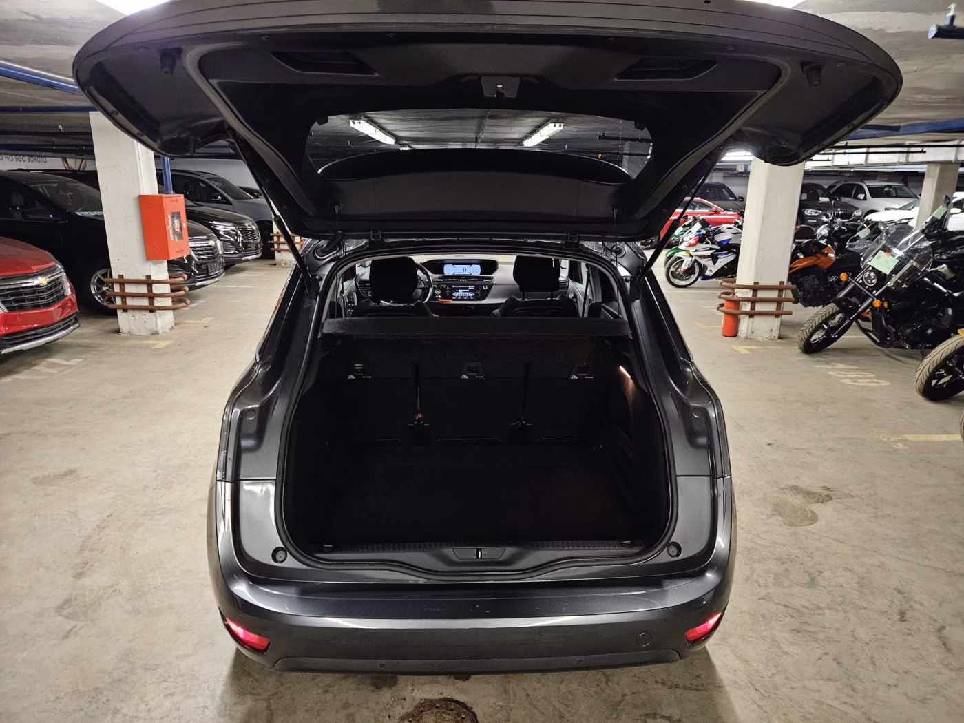 Citroen C4 Picasso фото 7