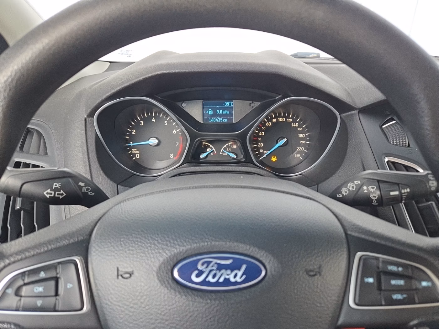 Ford Focus фото 18