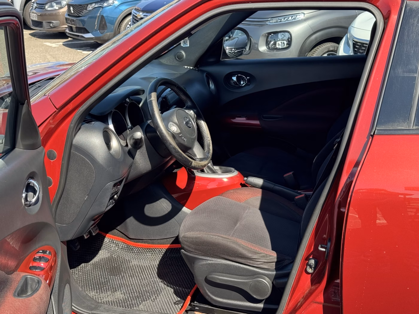 Nissan Juke фото 11