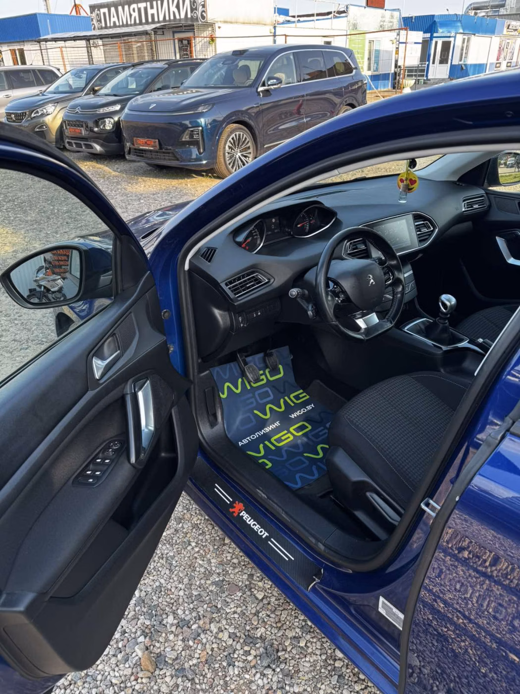 Peugeot 308 фото 8