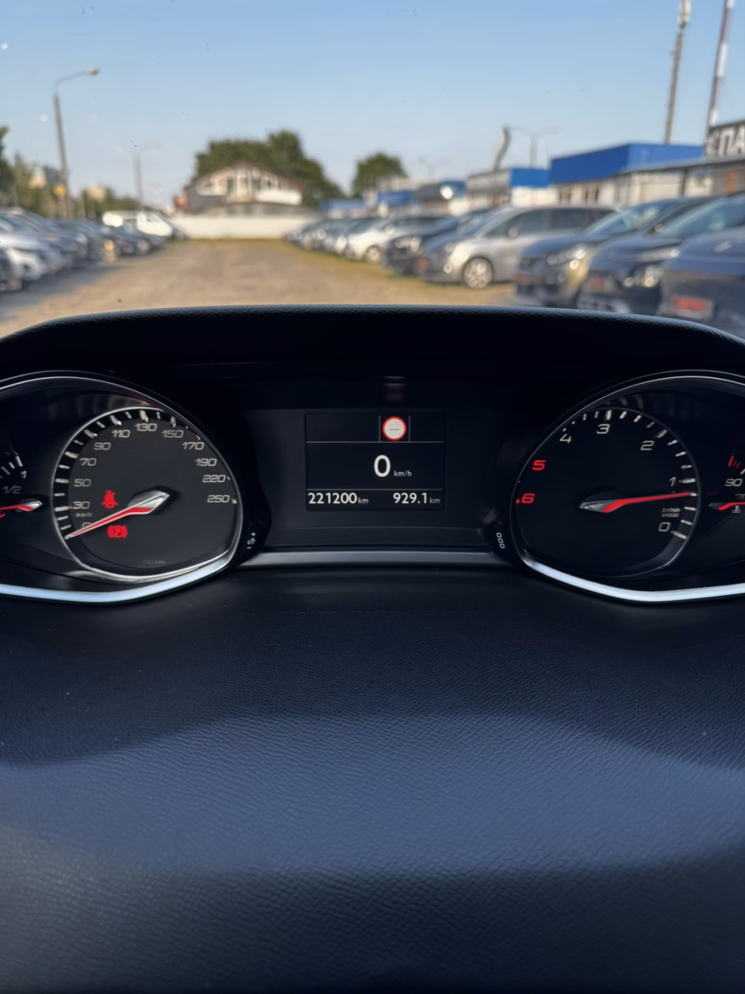 Peugeot 308 фото 13