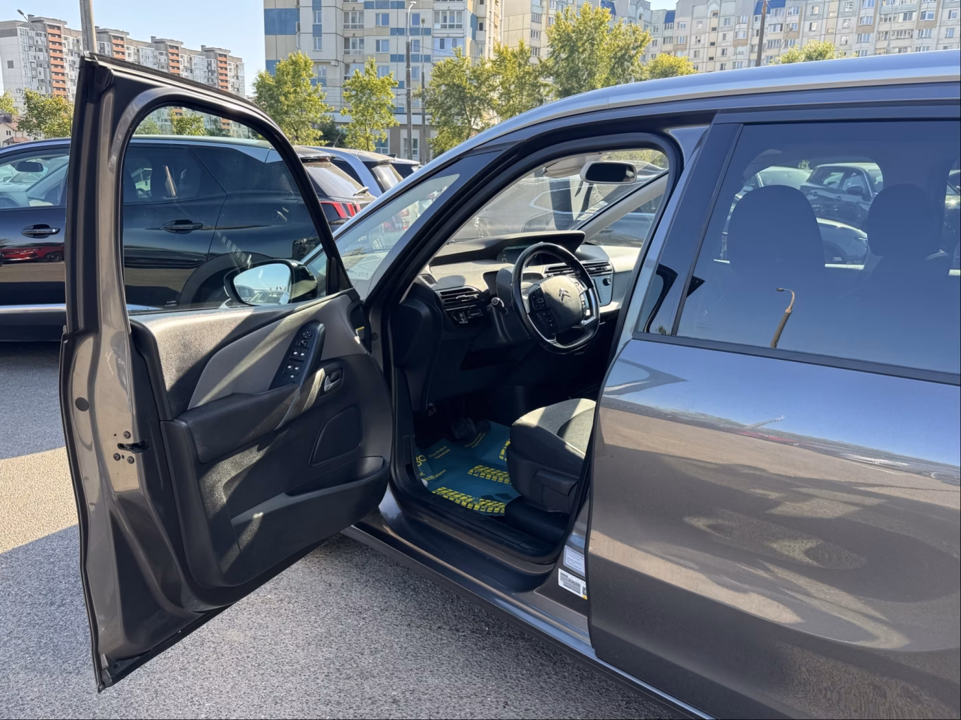 Citroen C4 Spacetourer фото 8