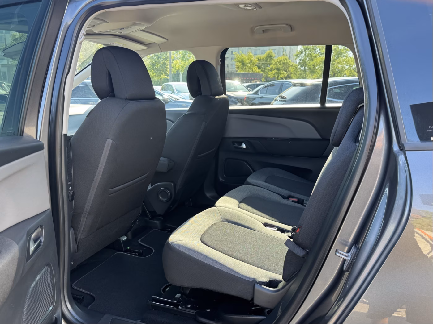 Citroen C4 Spacetourer фото 11