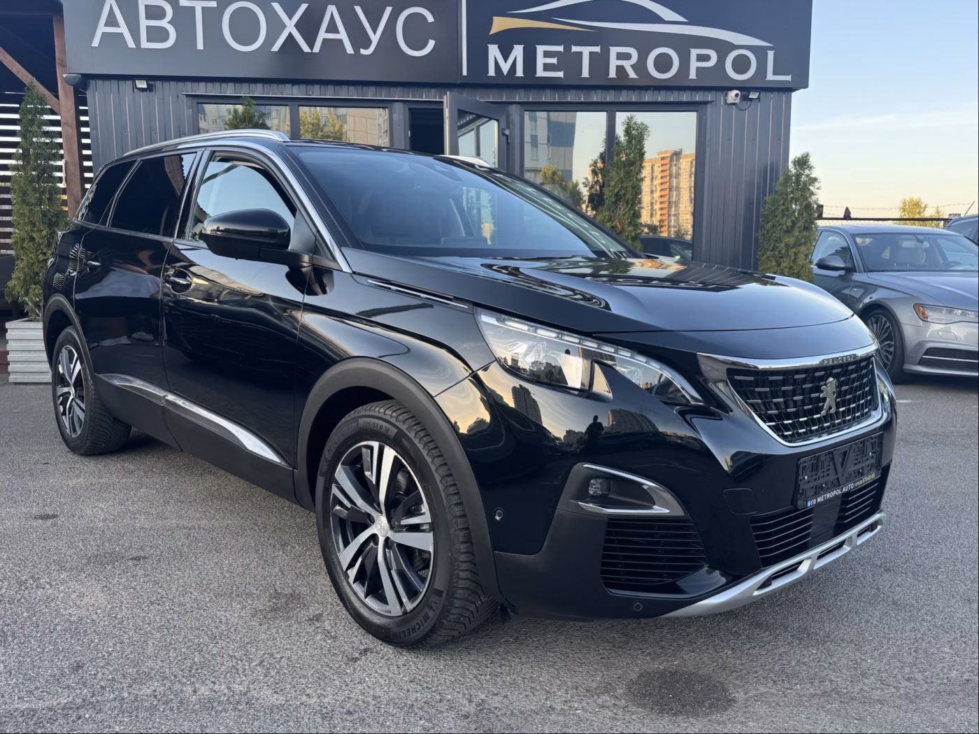 Peugeot 5008 фото 2