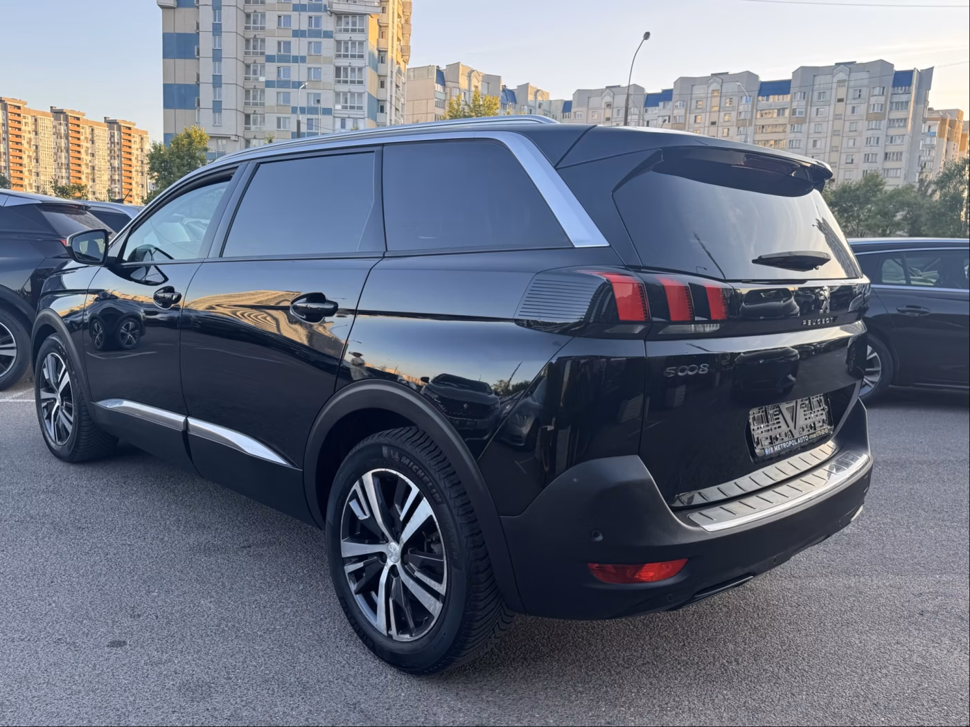 Peugeot 5008 фото 5