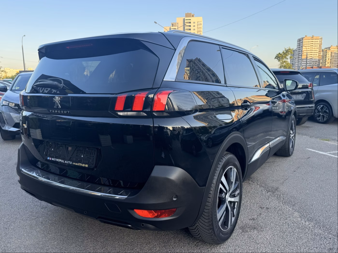 Peugeot 5008 фото 7
