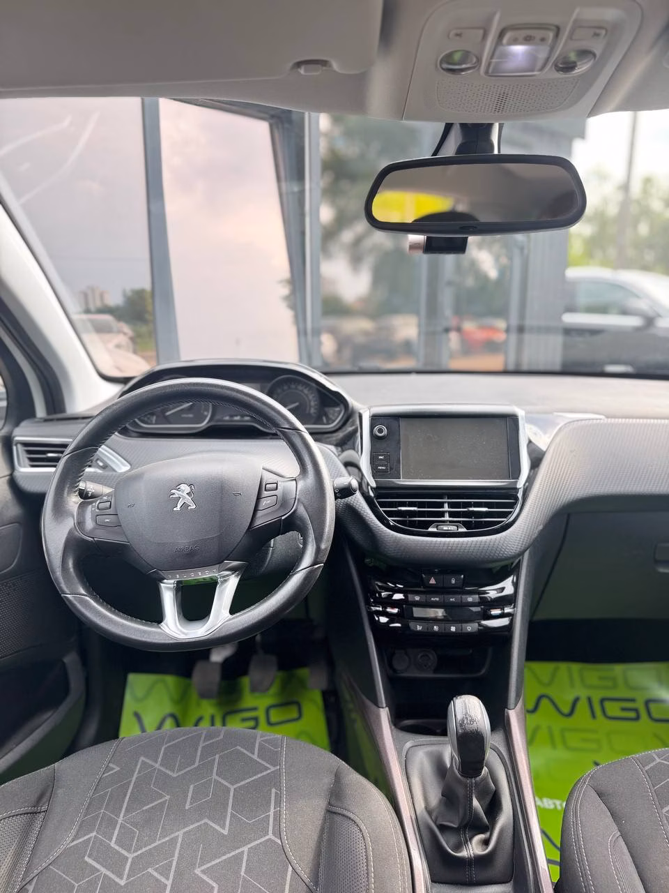 Peugeot 2008 фото 15