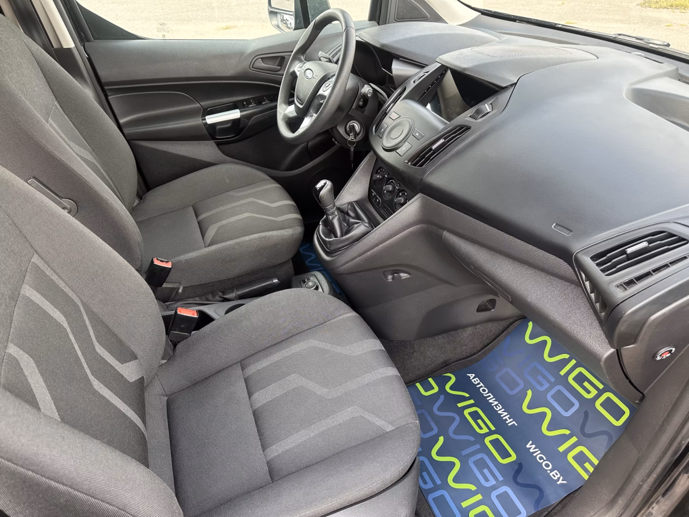 Ford Tourneo Connect фото 13
