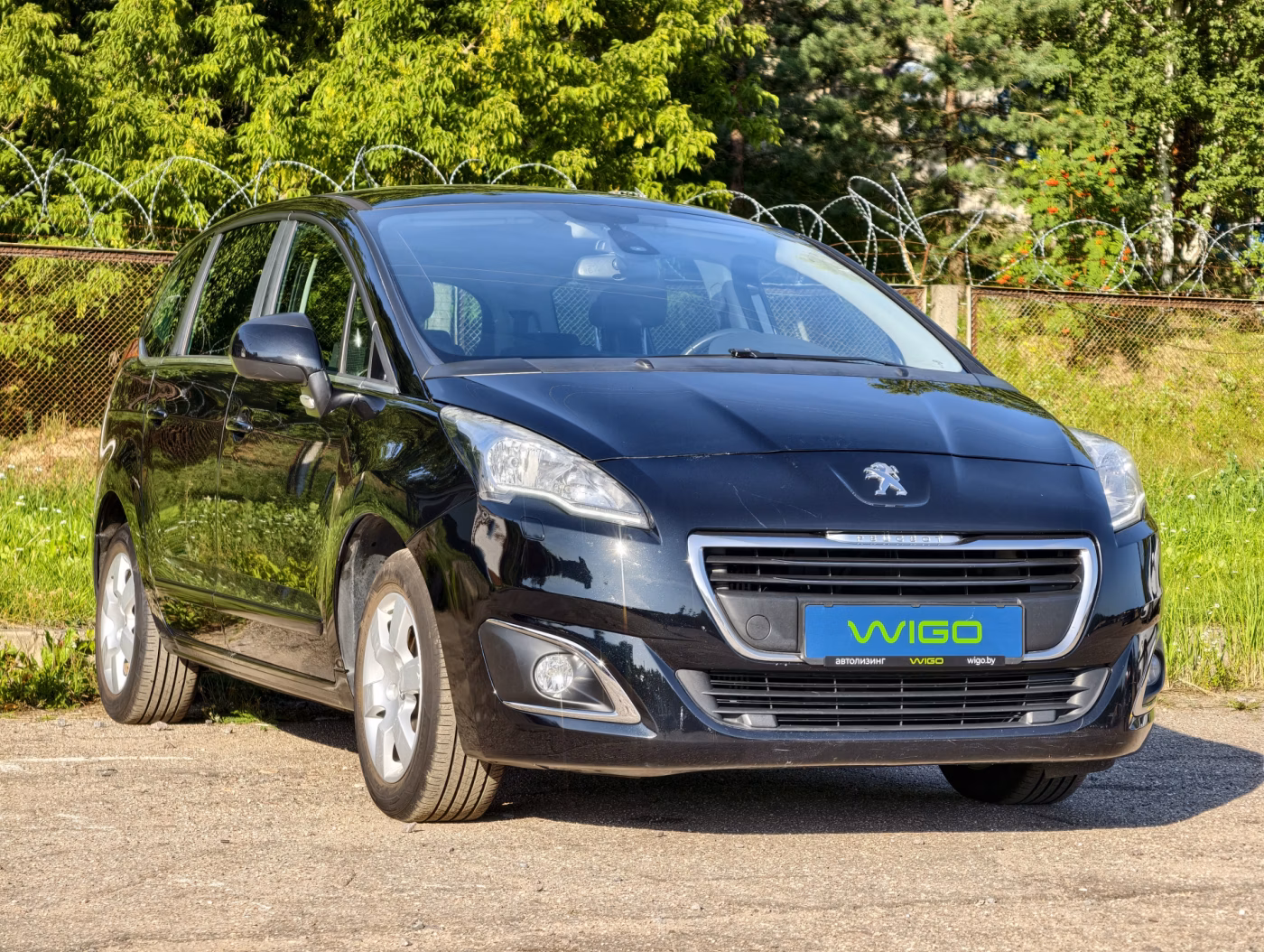 Peugeot 5008 фото 2