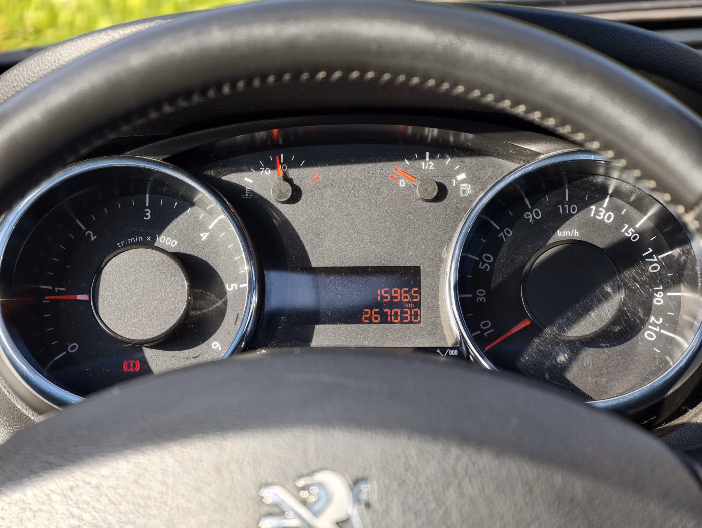 Peugeot 5008 фото 17