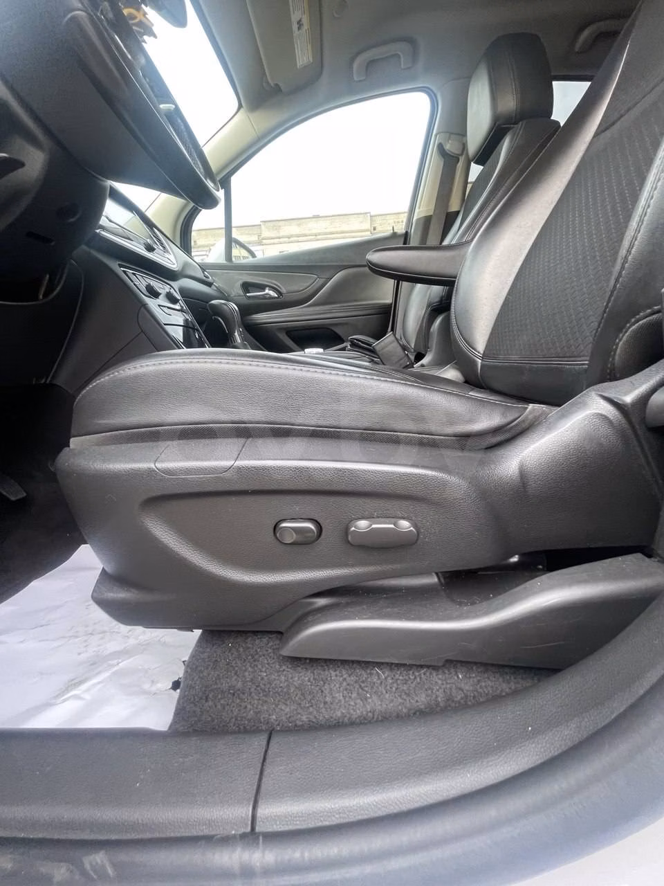 Buick Encore фото 11