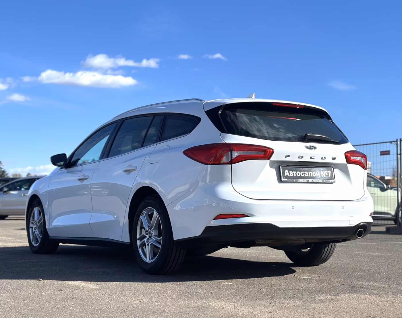 Ford Focus фото 7