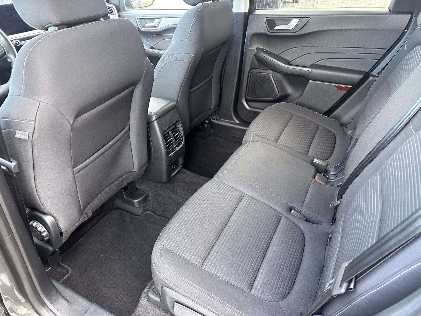 Ford Kuga фото 9