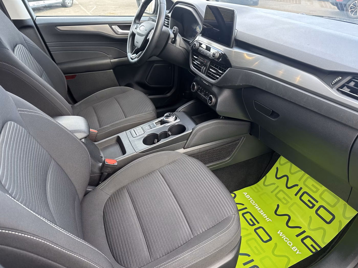 Ford Kuga фото 12