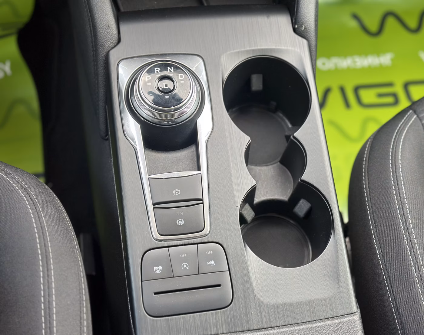 Ford Kuga фото 15