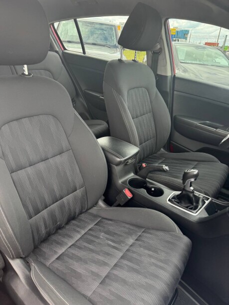 Kia Sportage фото 15