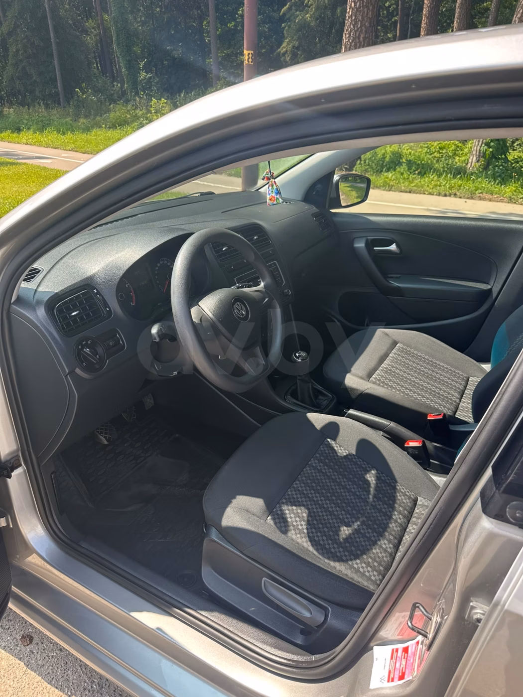 Volkswagen Polo фото 7