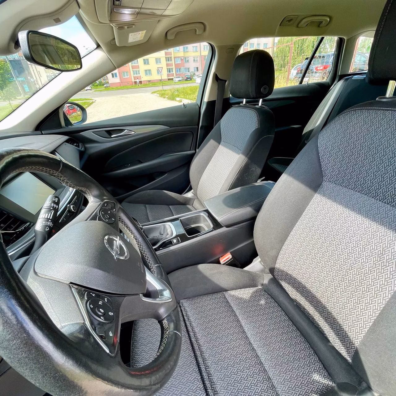 Opel Insignia фото 8