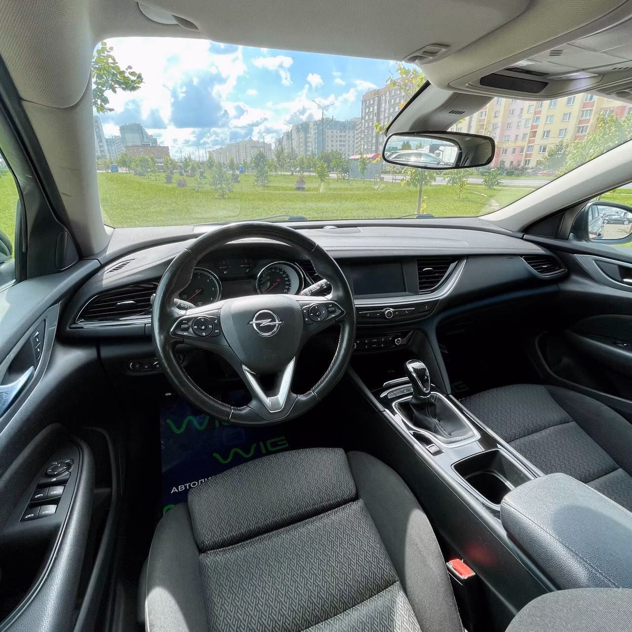 Opel Insignia фото 9