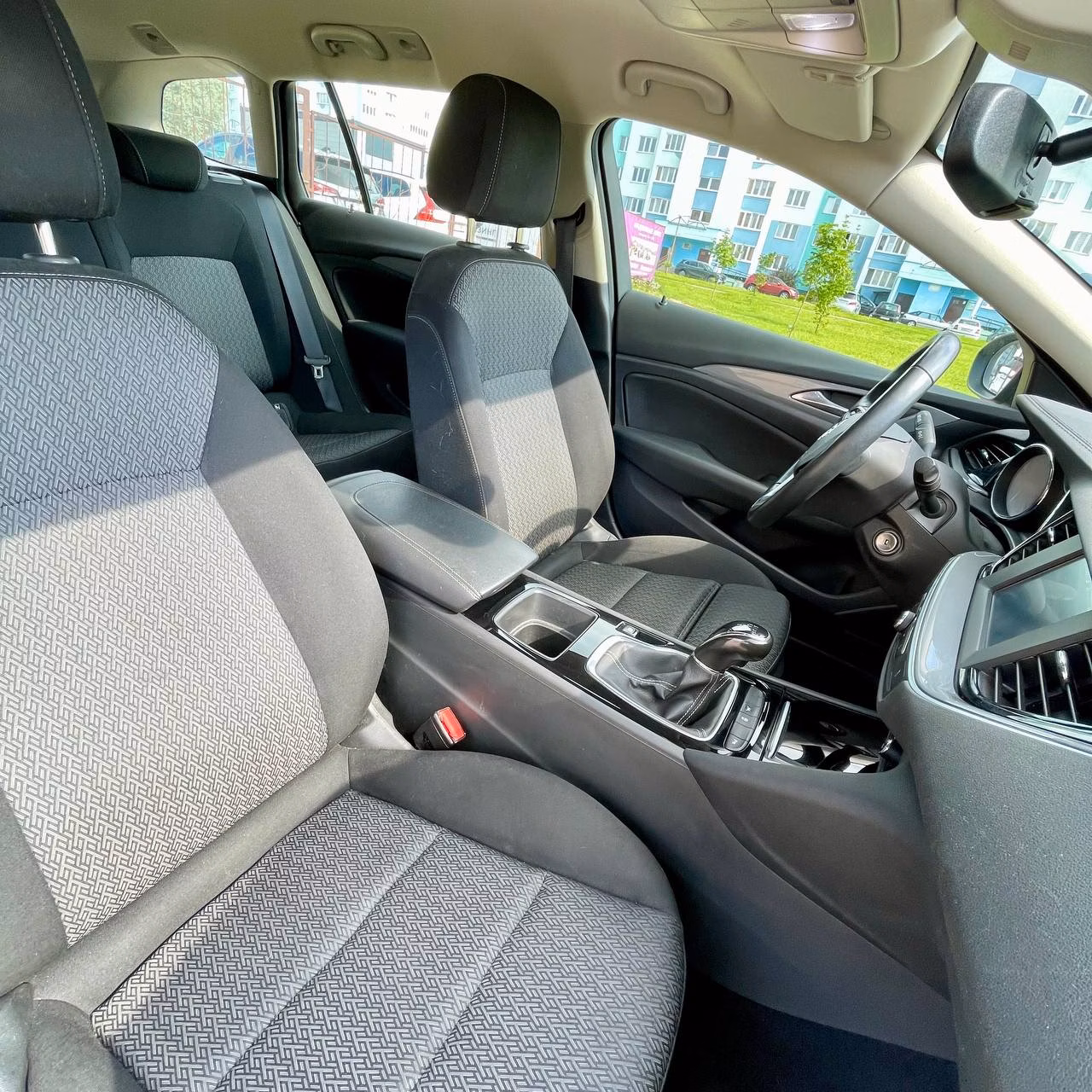 Opel Insignia фото 13
