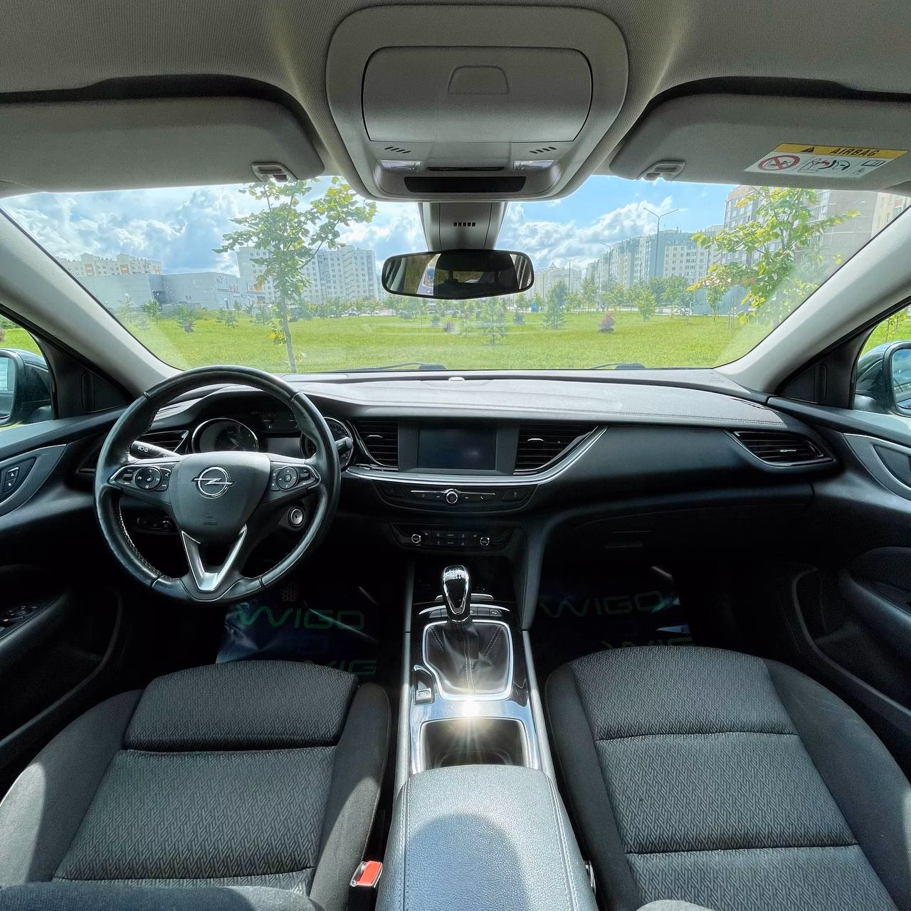 Opel Insignia фото 15