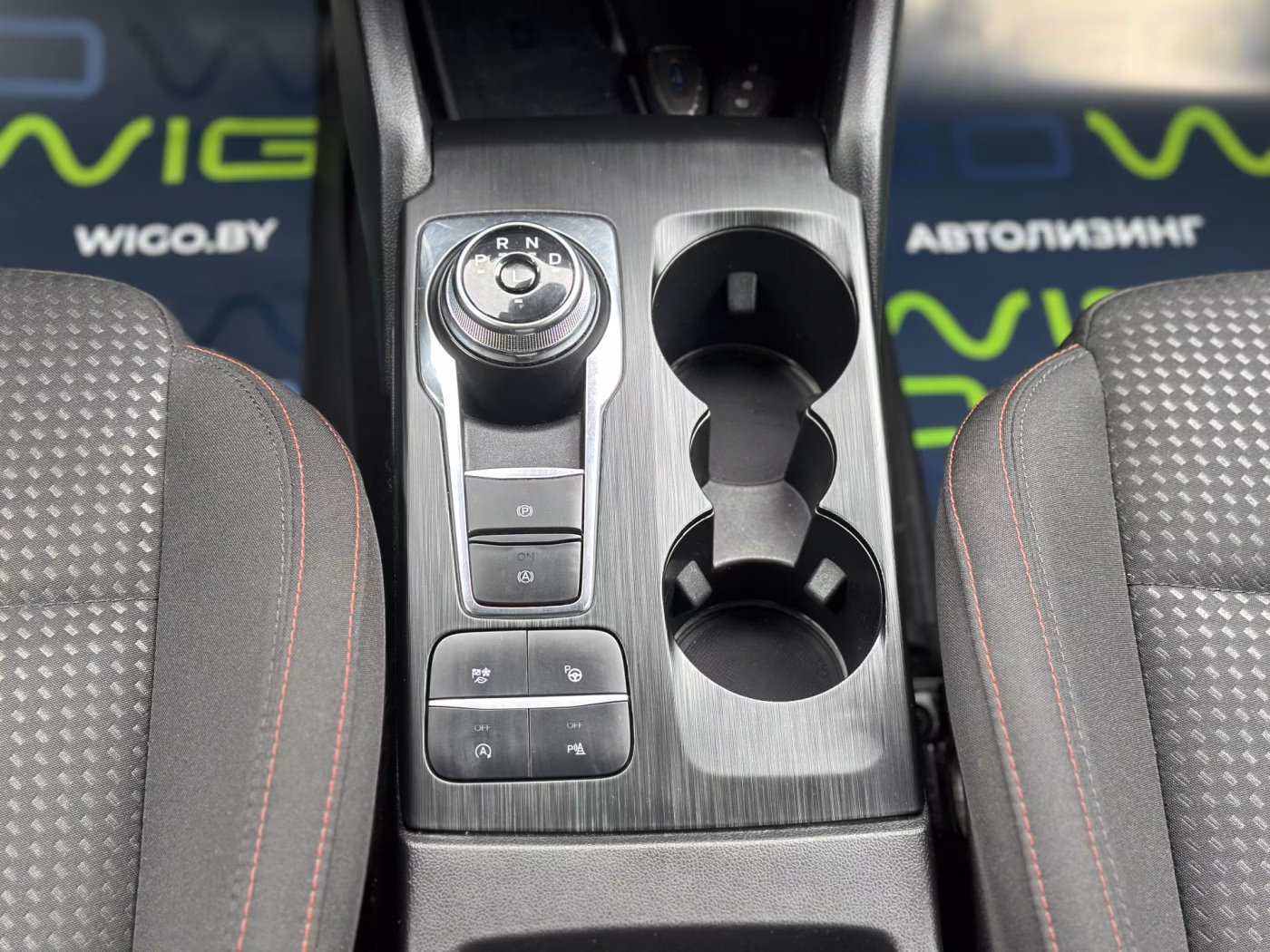 Ford Focus фото 14