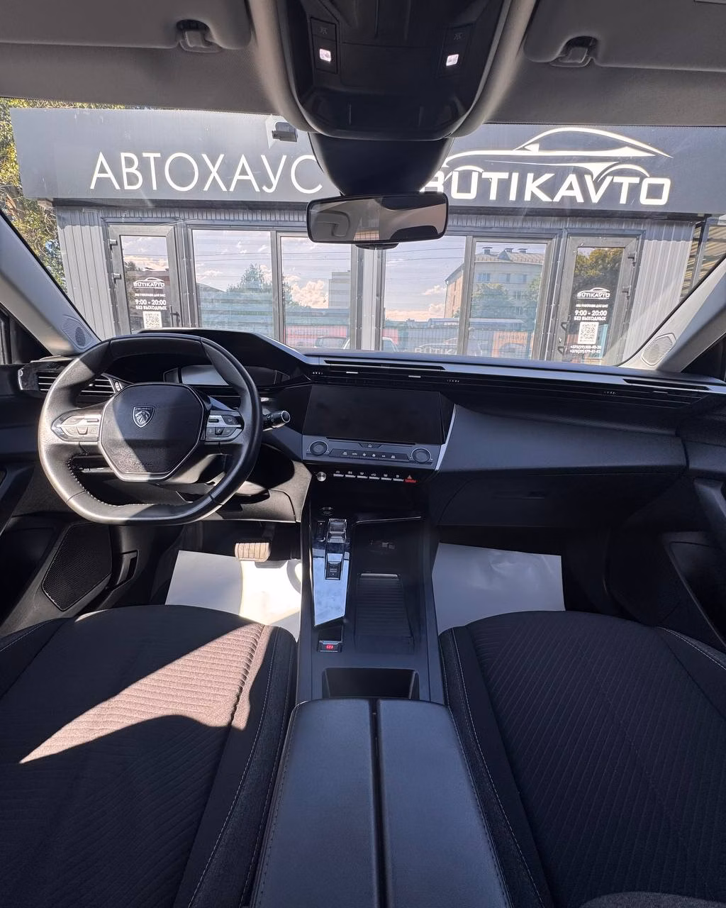 Peugeot 308 фото 11