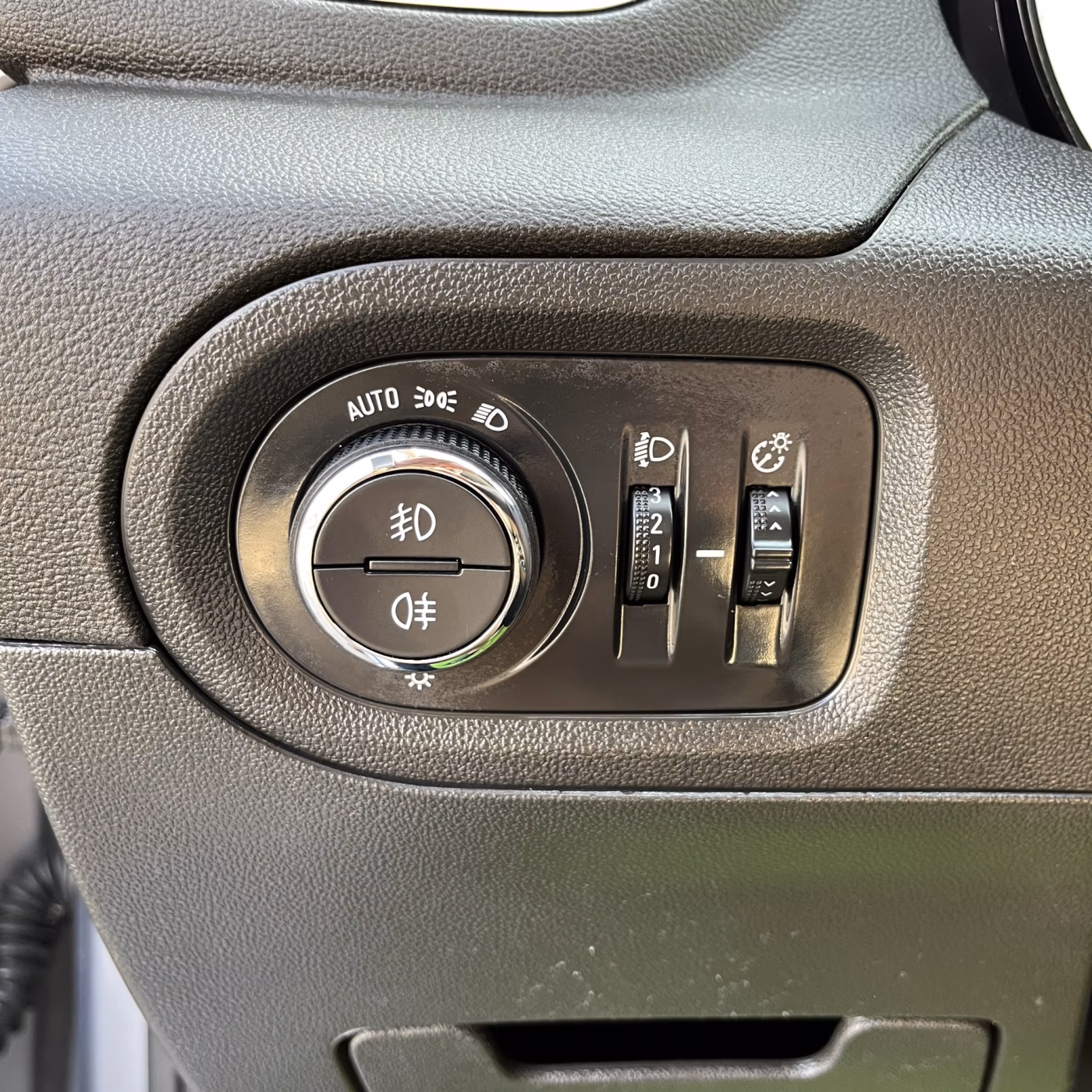 Opel Grandland X фото 11