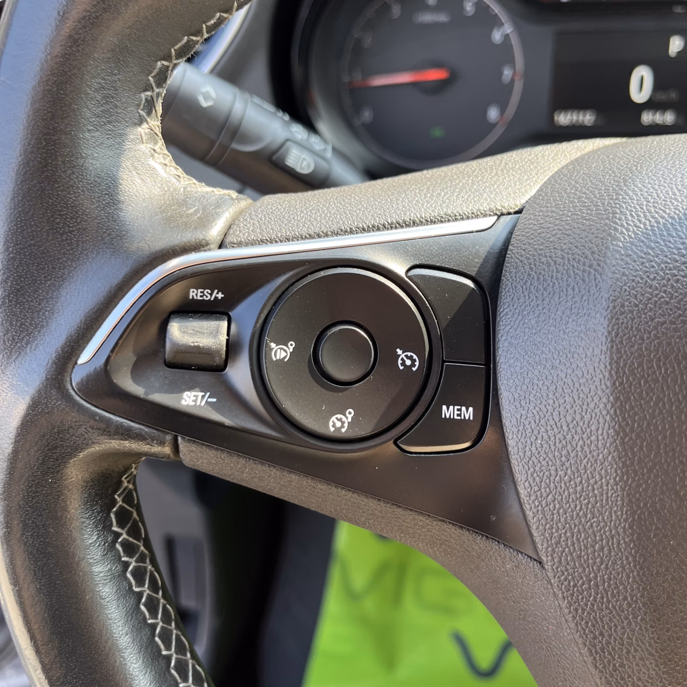 Opel Grandland X фото 13