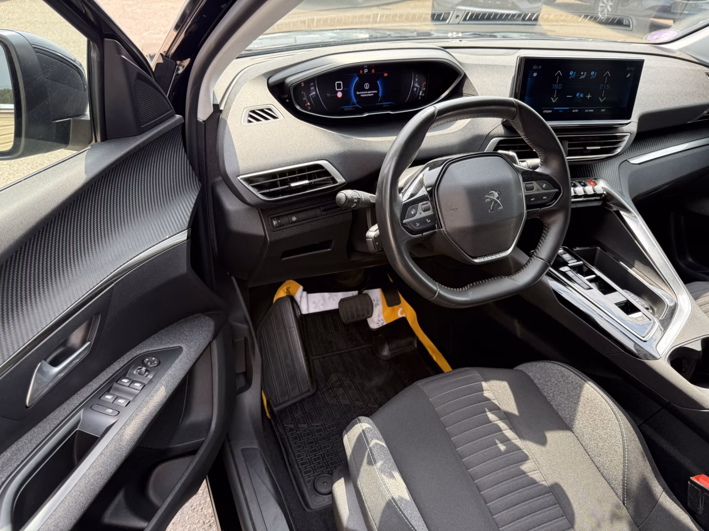 Peugeot 5008 фото 9