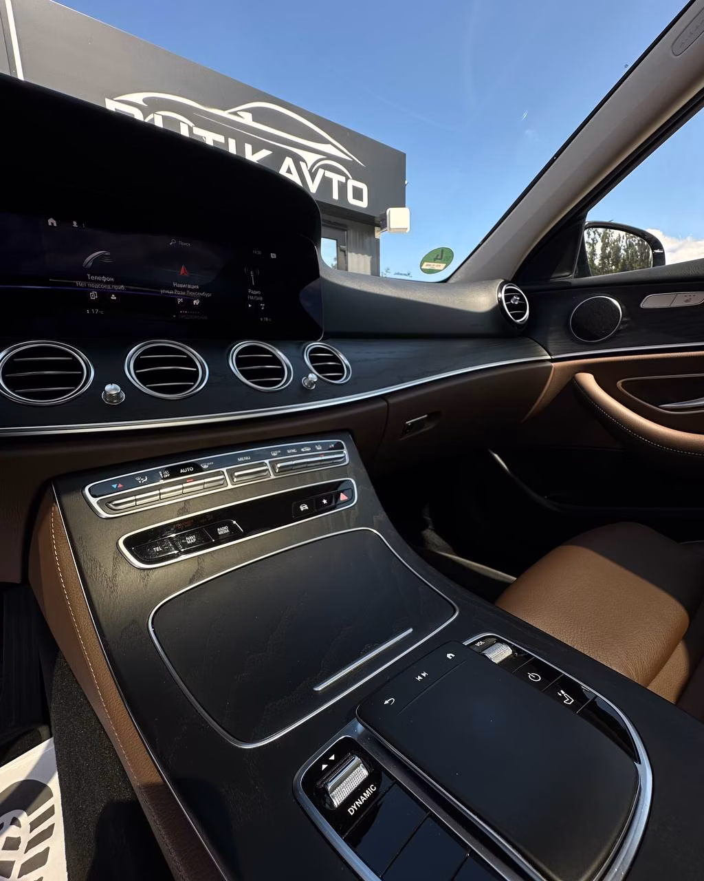 Mercedes-Benz E-Класс фото 13