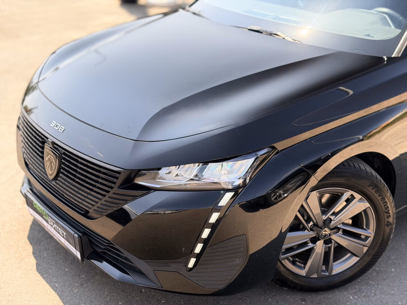 Peugeot 308 фото 3
