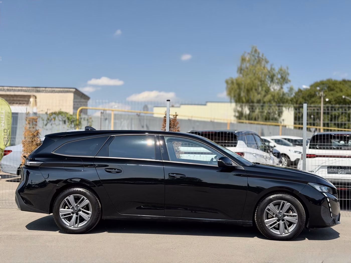 Peugeot 308 фото 6