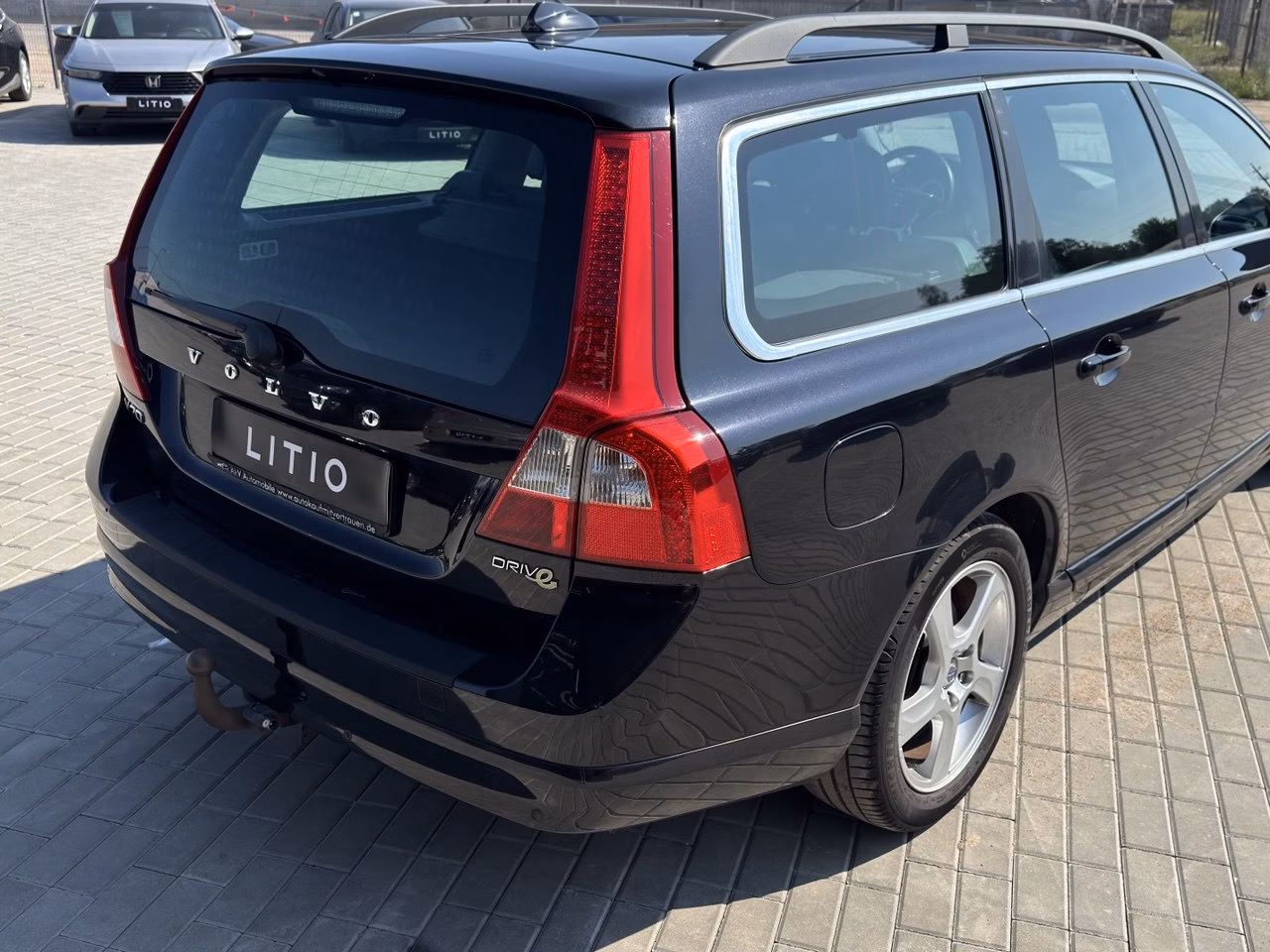 Volvo V70 фото 7