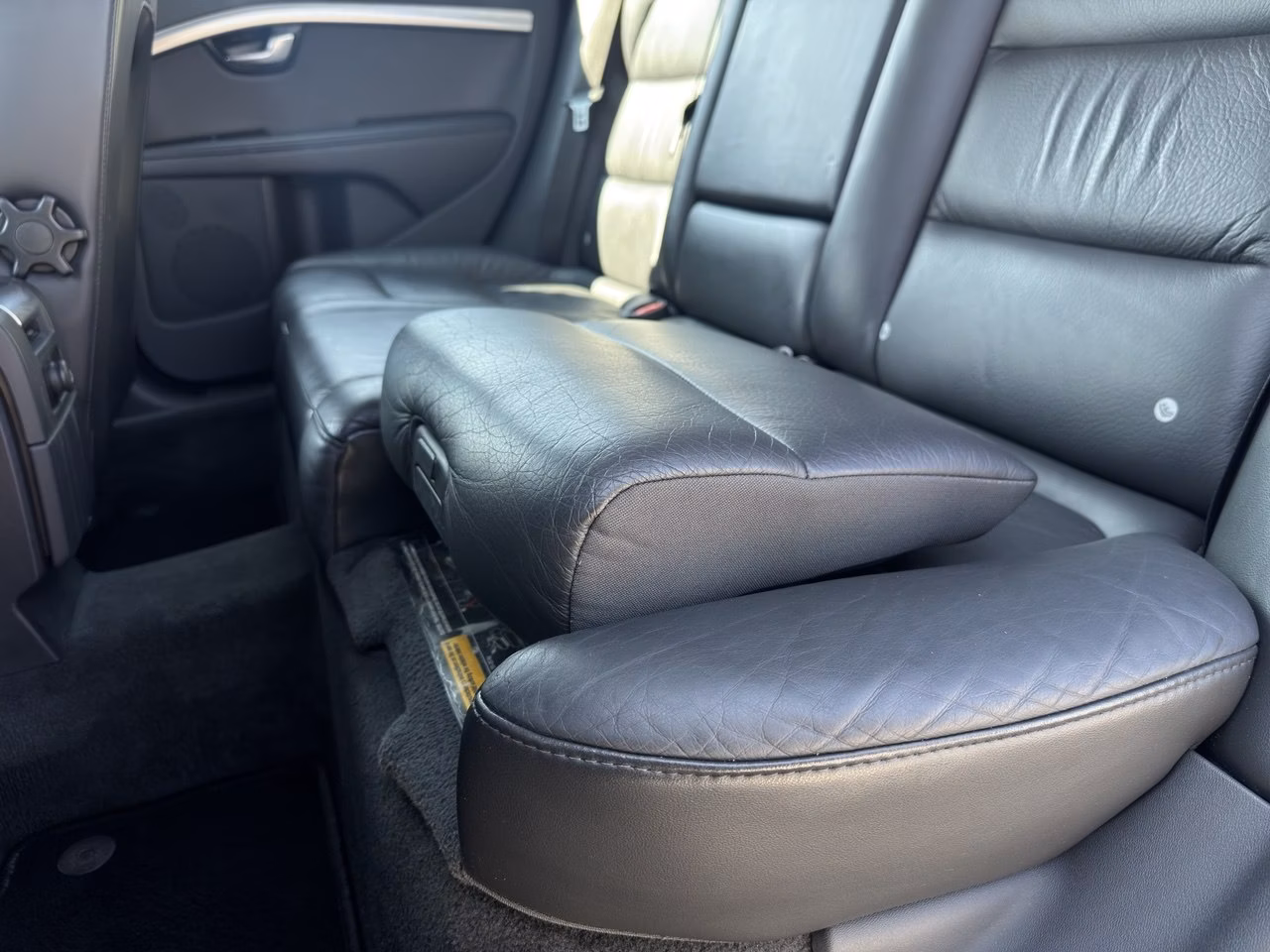 Volvo V70 фото 18