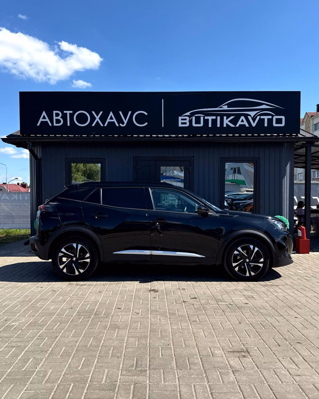 Peugeot 2008 фото 8