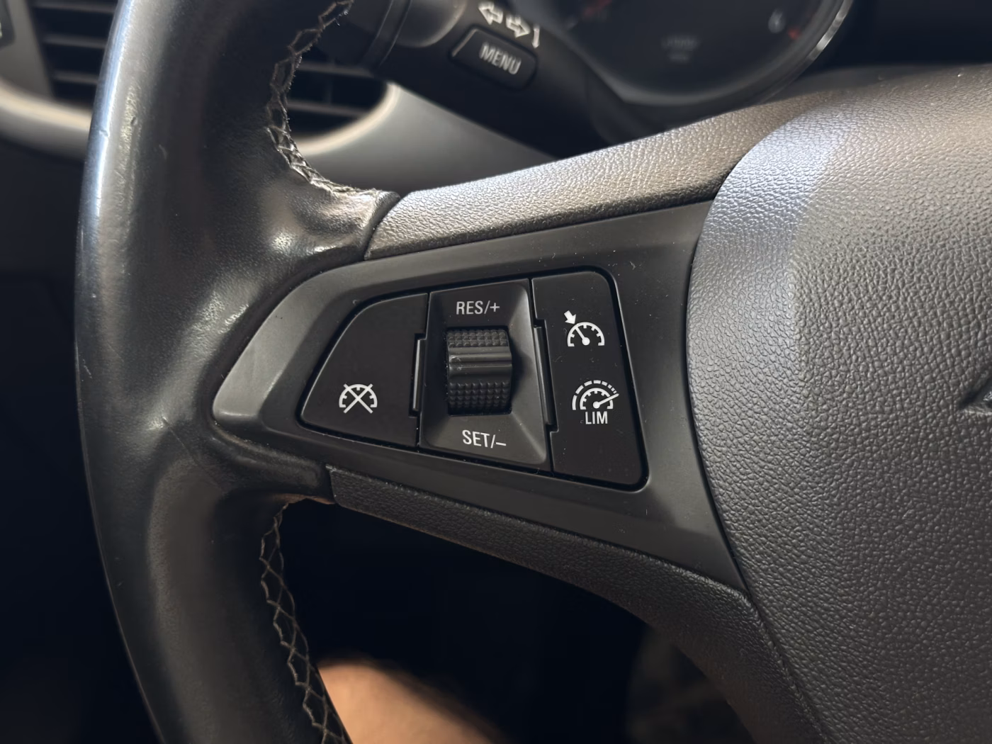 Opel Astra фото 19