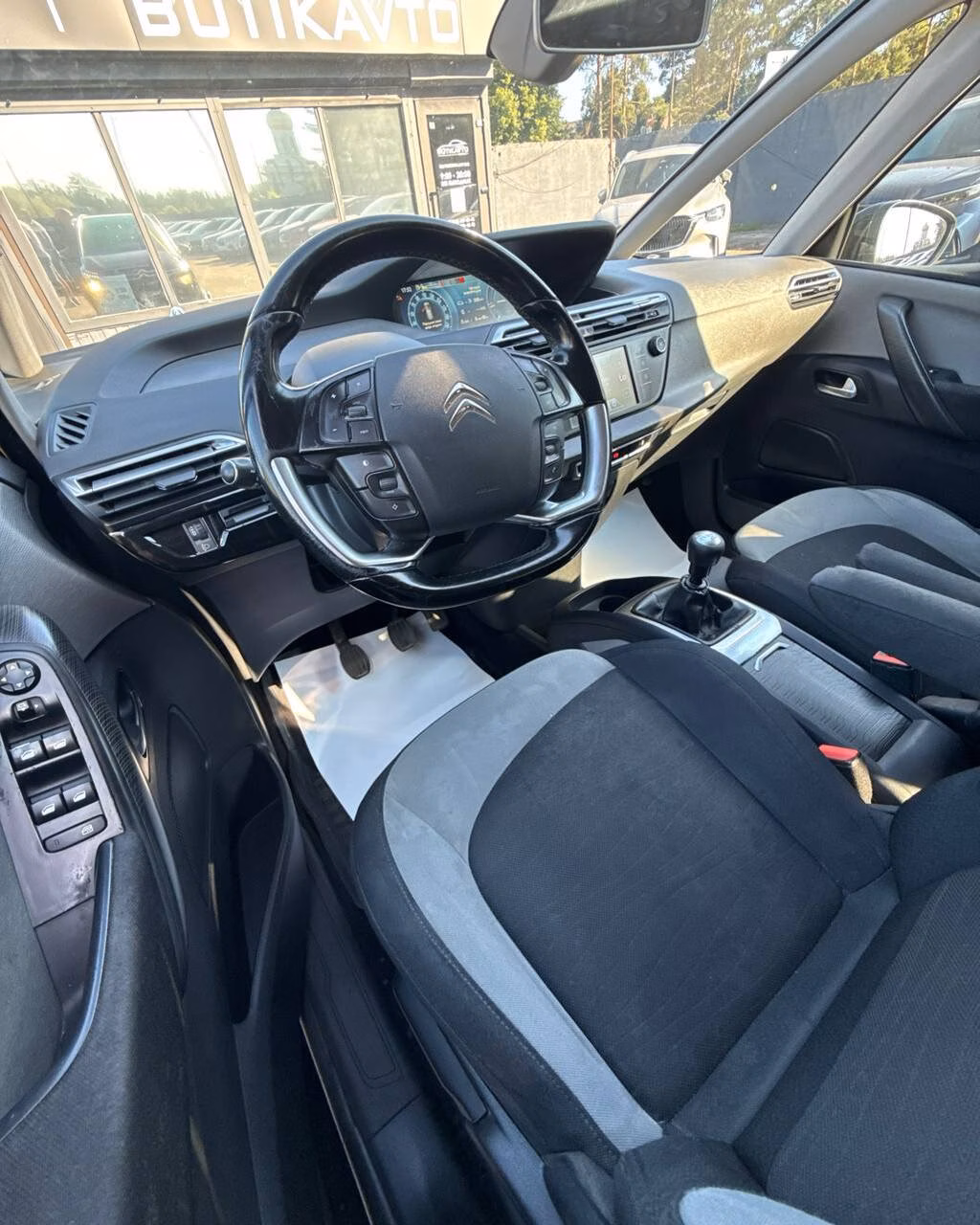 Citroen C4 Grand Picasso фото 7