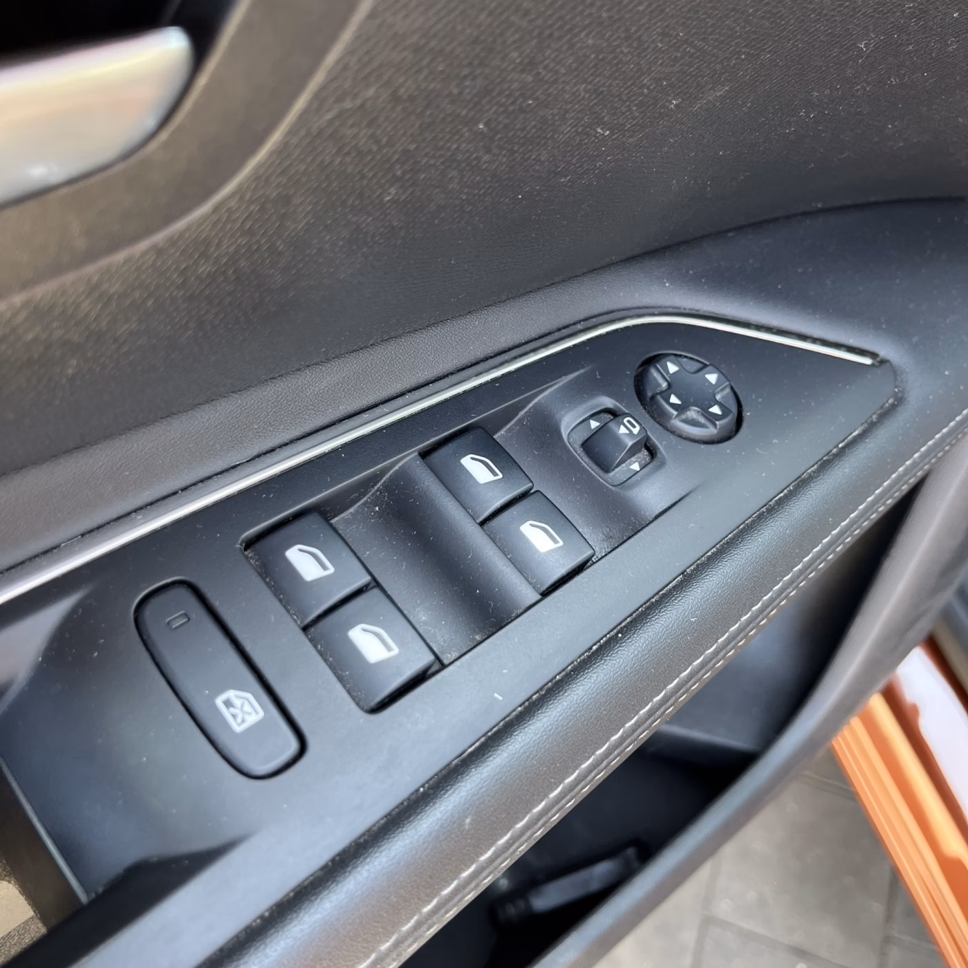Peugeot 3008 фото 11