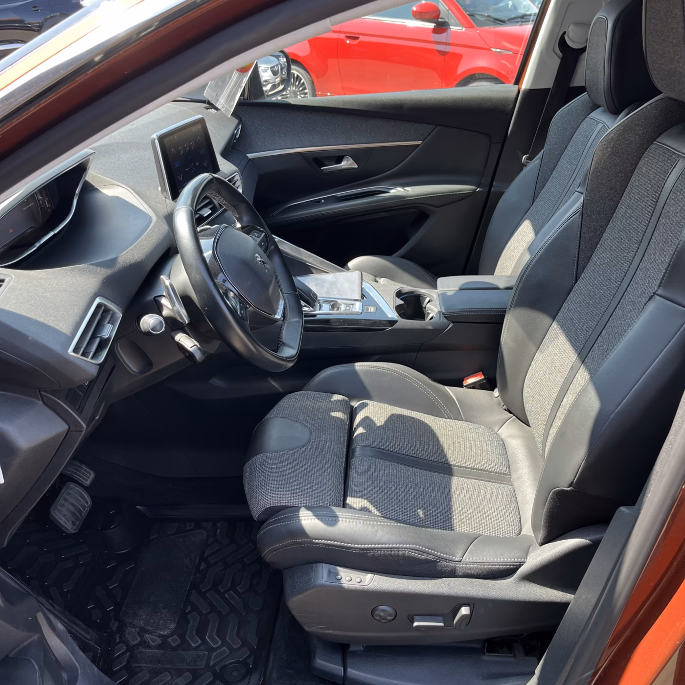 Peugeot 3008 фото 14