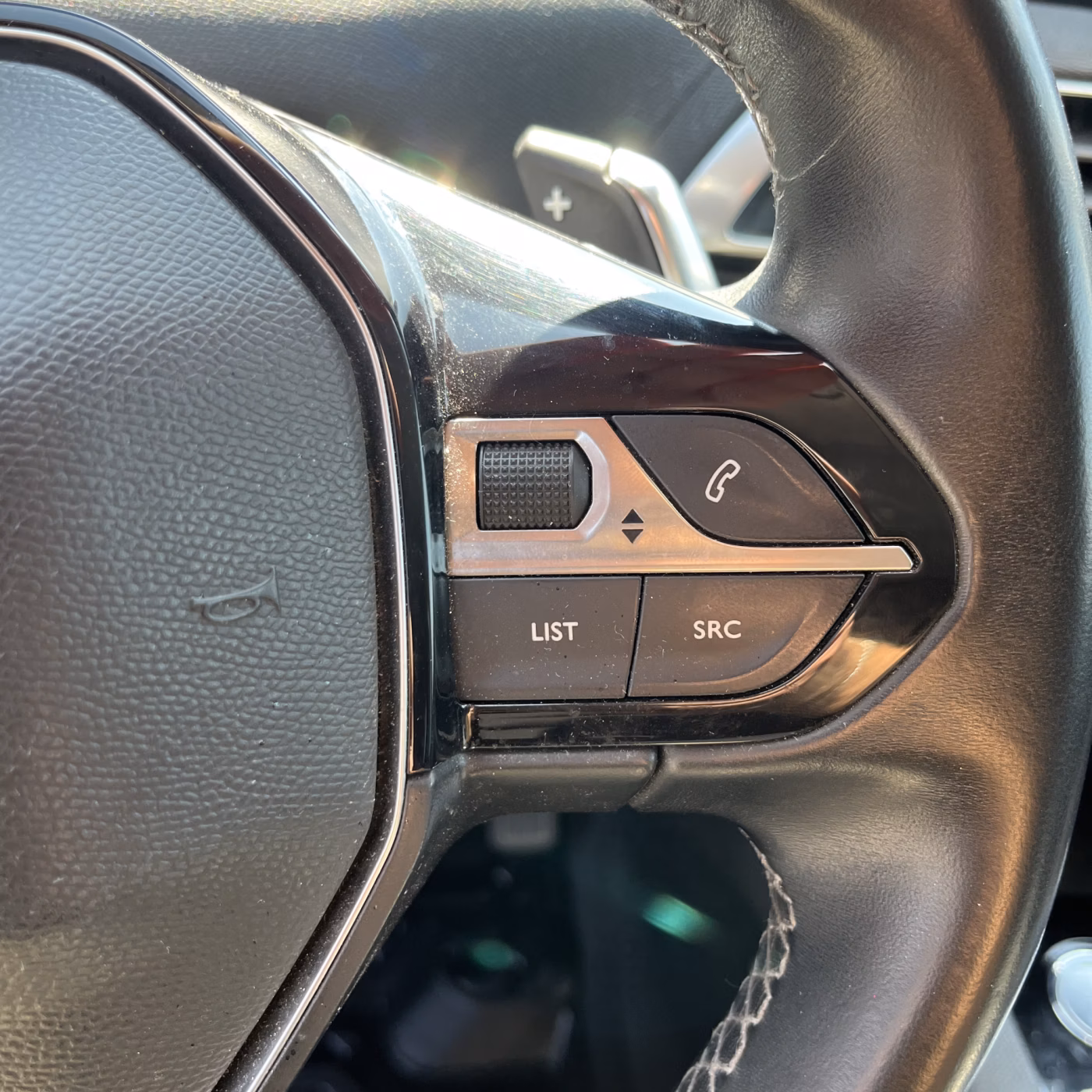 Peugeot 3008 фото 15