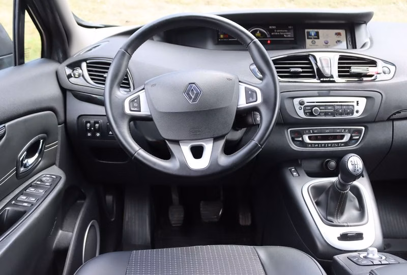 Renault Grand Scenic фото 8