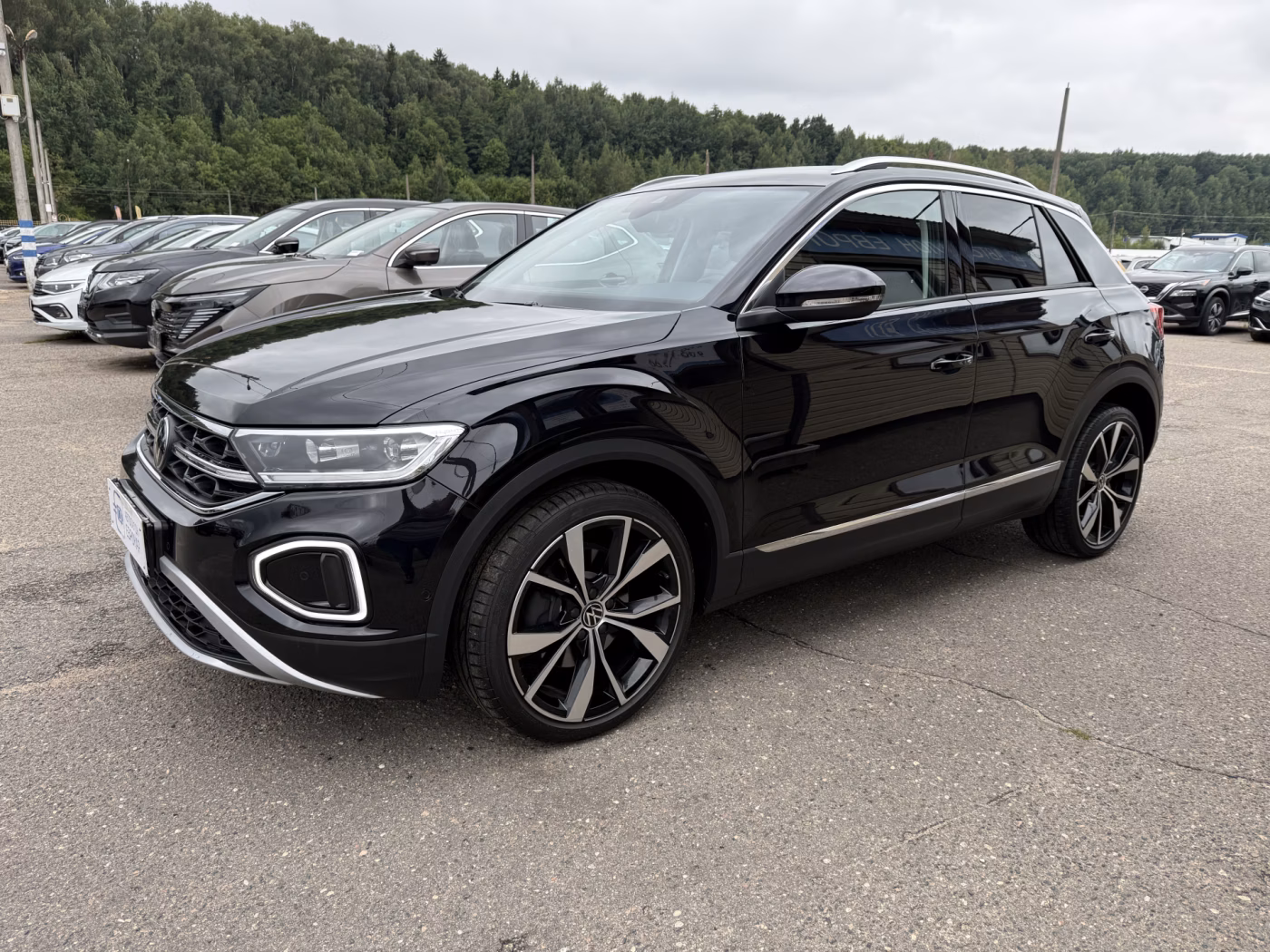 Volkswagen T-Roc фото 2