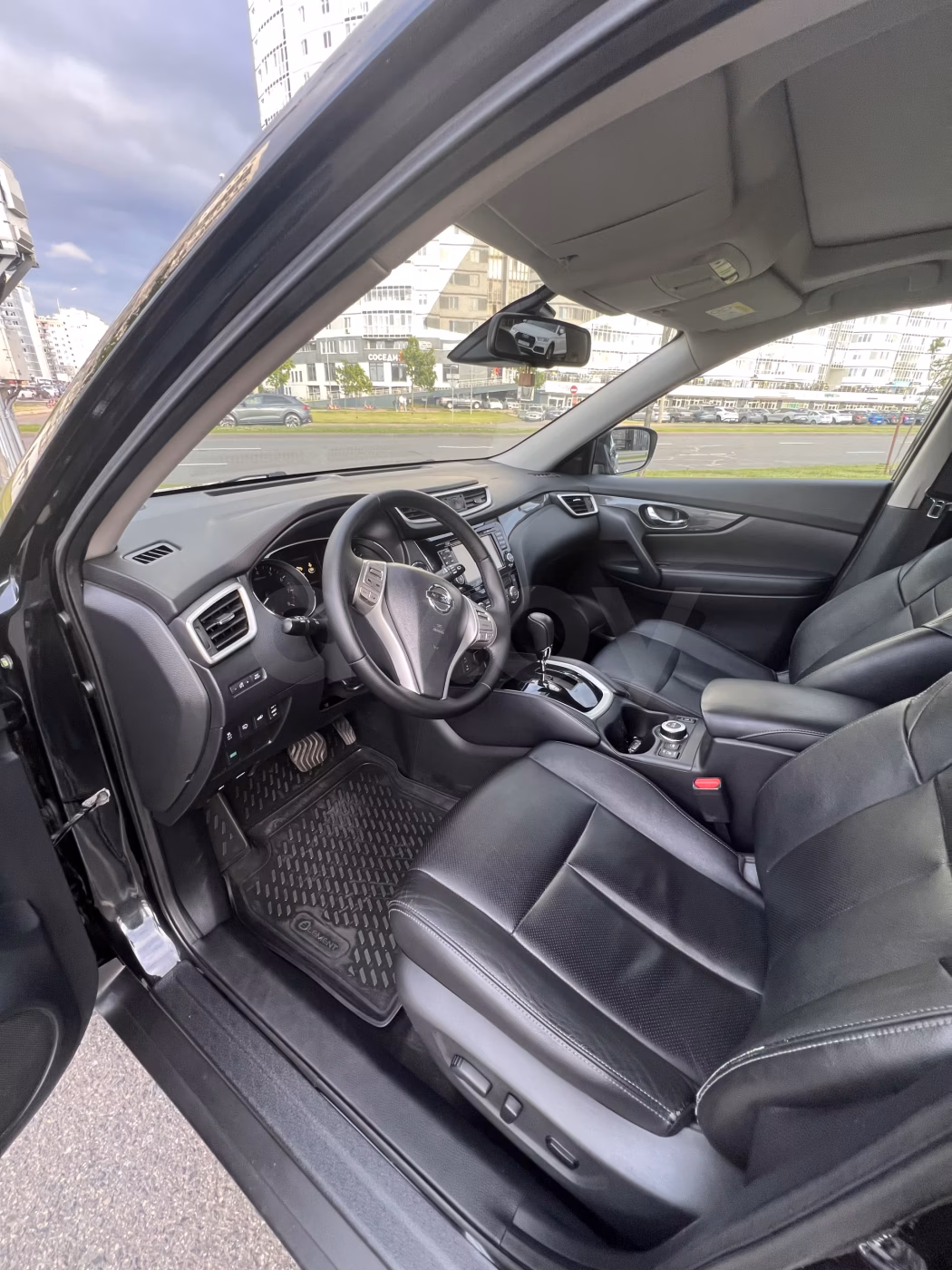 Nissan X-Trail фото 7