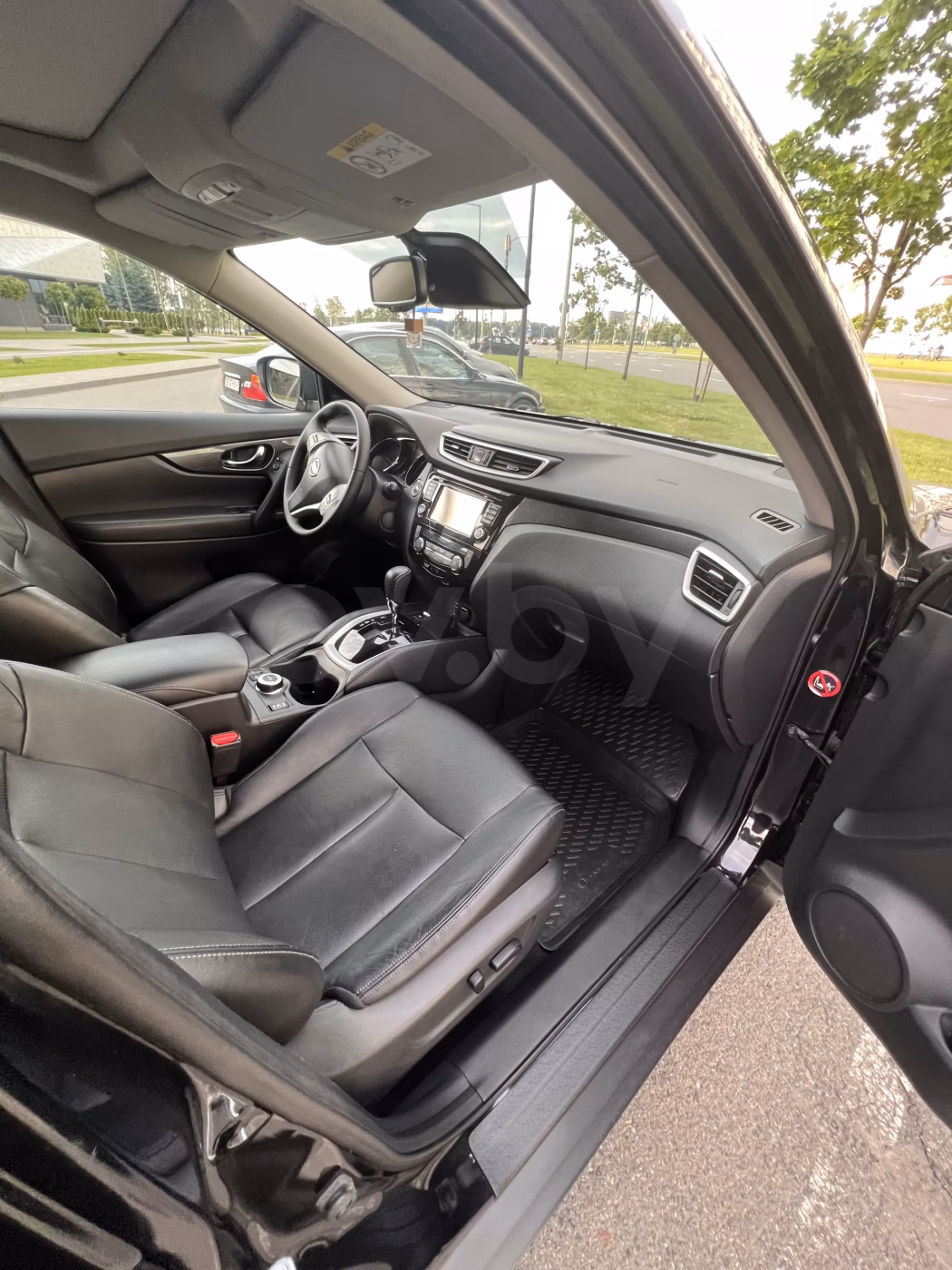 Nissan X-Trail фото 9