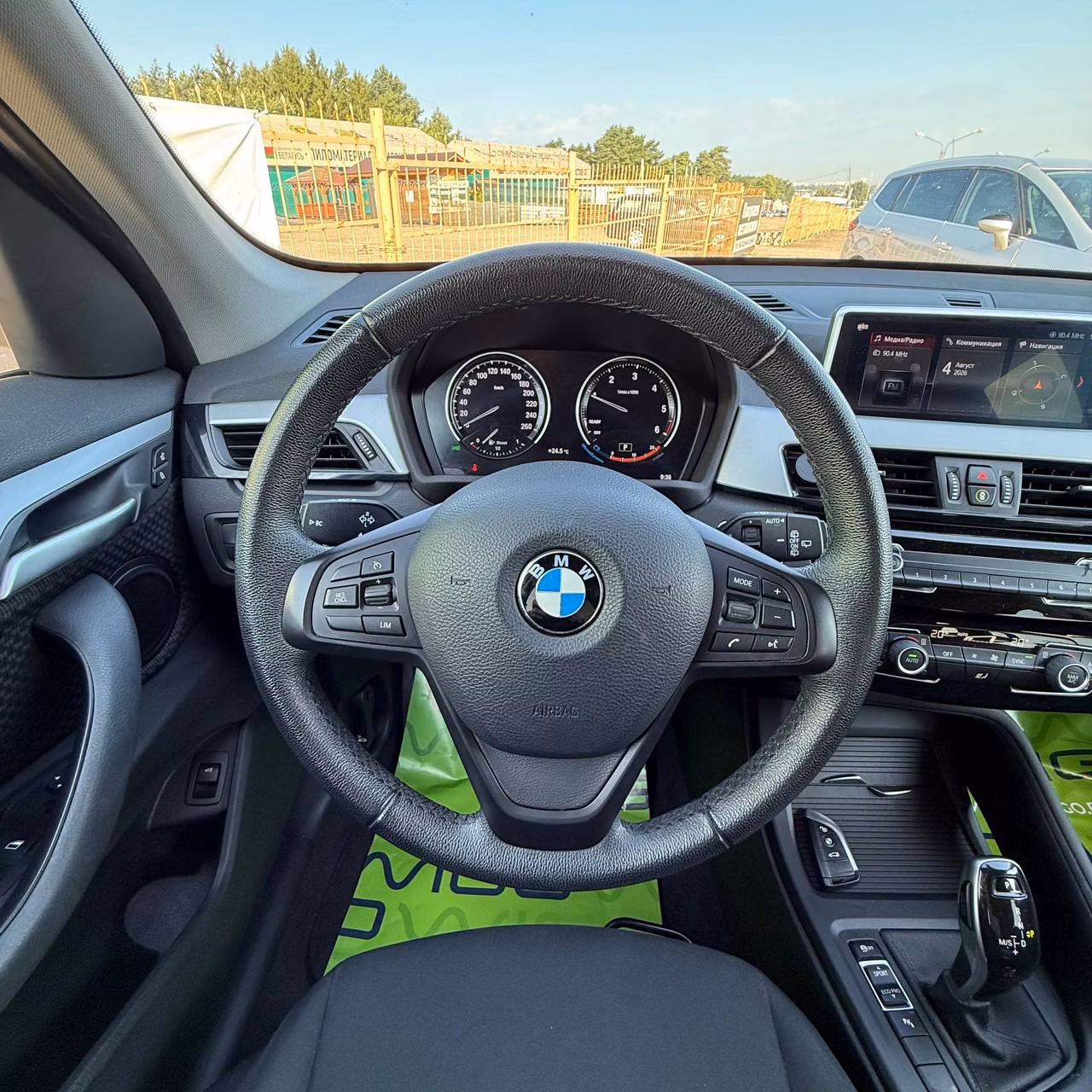 BMW X1 фото 13