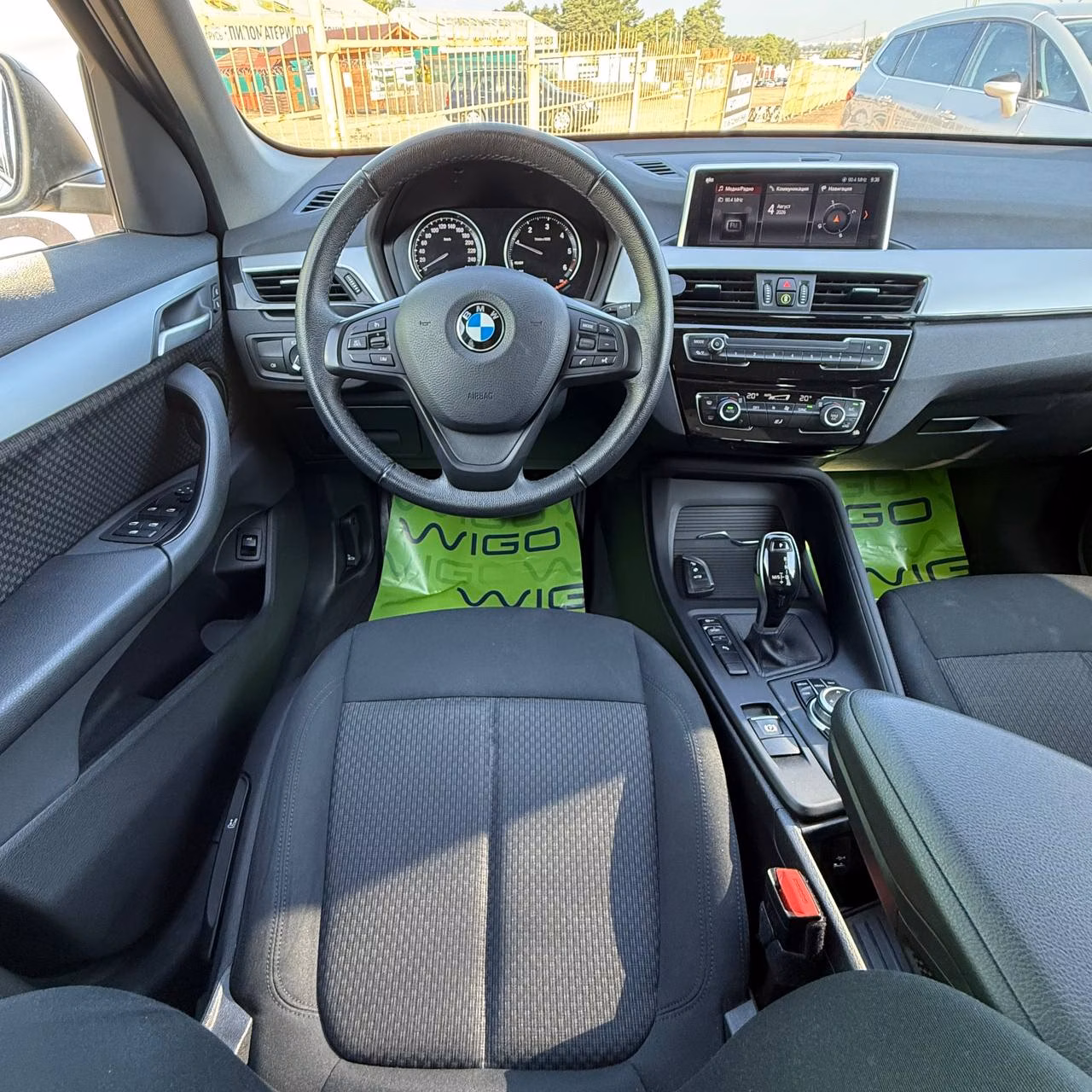 BMW X1 фото 15