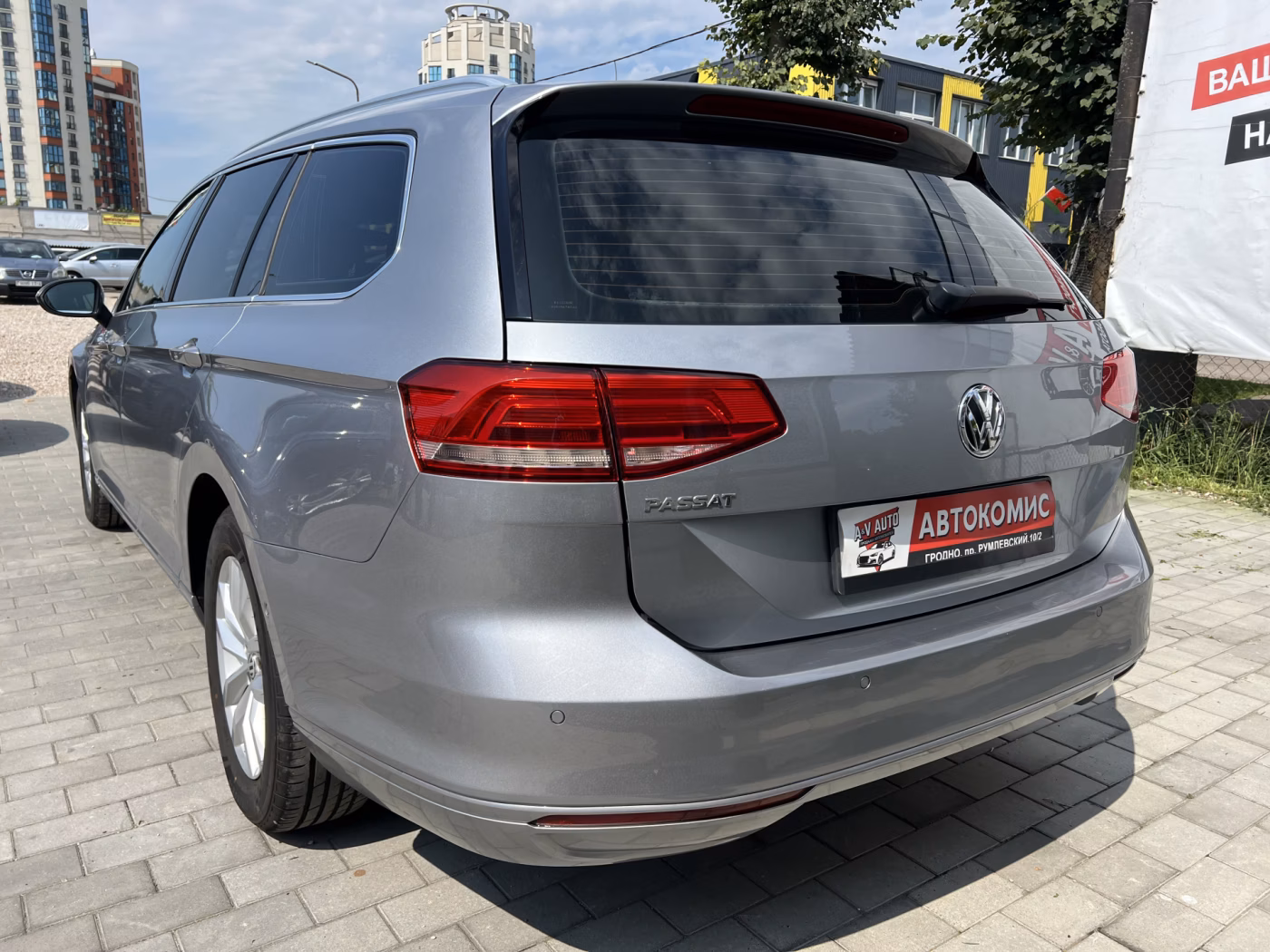 Volkswagen Passat фото 3