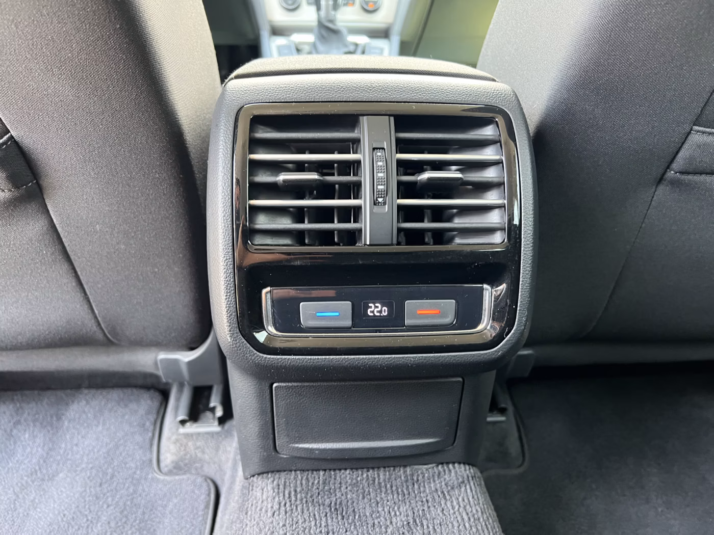 Volkswagen Passat фото 19