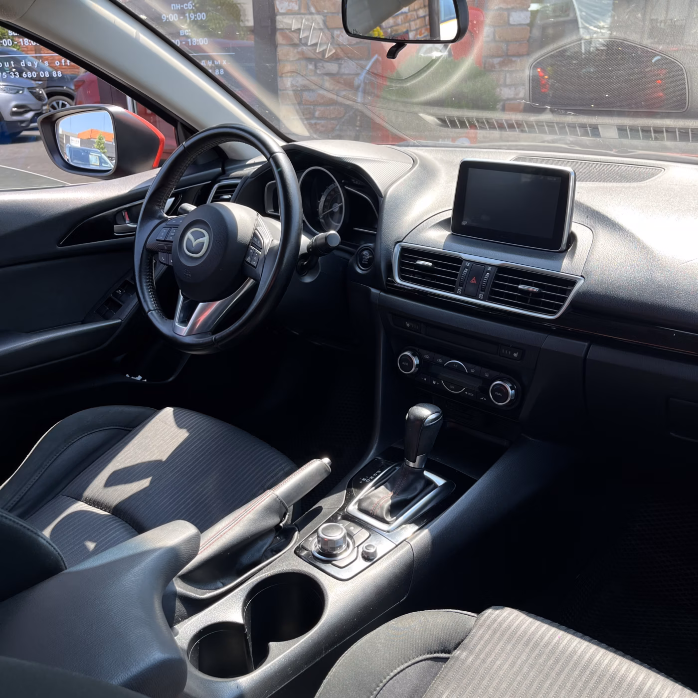 Mazda 3 фото 20